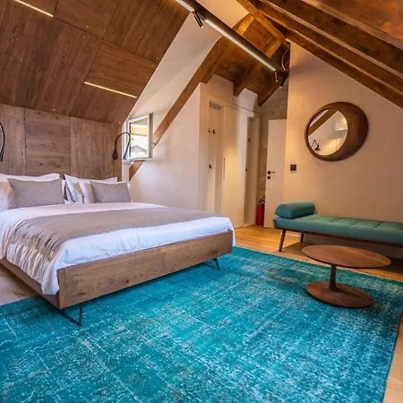 Porta Maestra Apartment