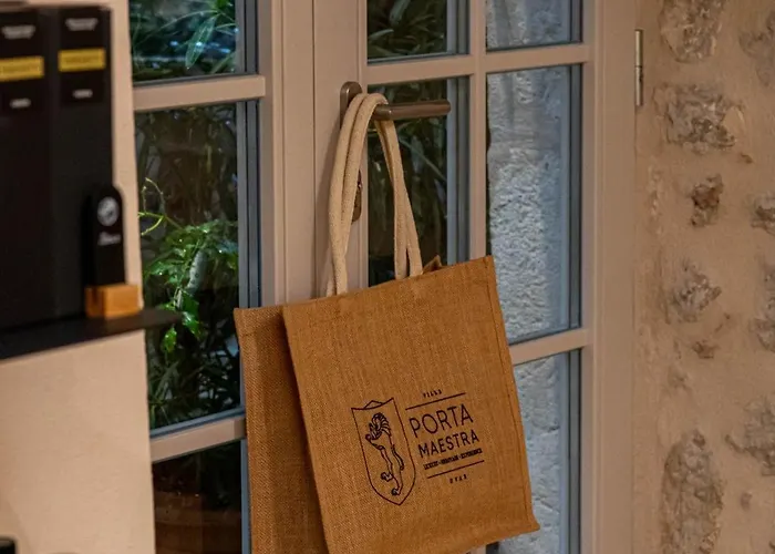 Porta Maestra * Hvar Town