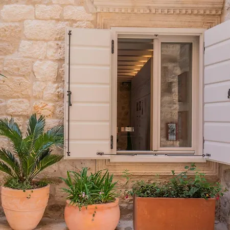 Porta Maestra * Hvar Town